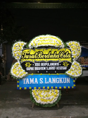 Papan Bunga Duka di Panjehang